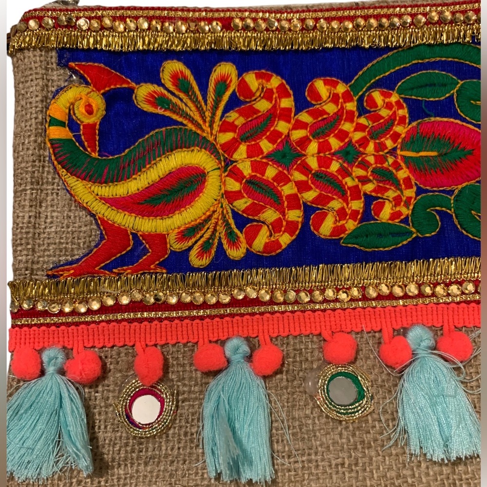 Balinese Handmade Cosmetic Clutch Pouch - Picture 5 of 7